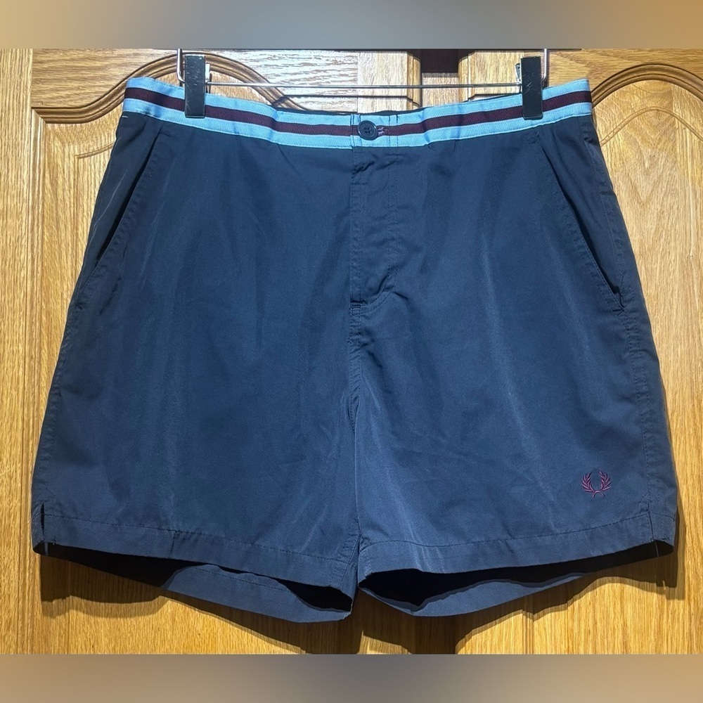Fred Perry Navy Blue Tennis Shorts Men’s Small EUC